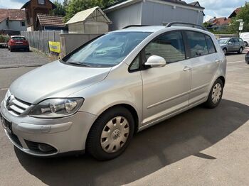 Легковой автомобиль VOLKSWAGEN