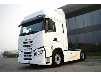 Тягач IVECO S-WAY