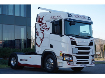 Тягач SCANIA R 450