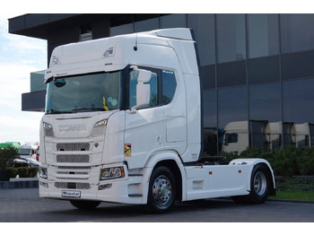 Тягач SCANIA R 450