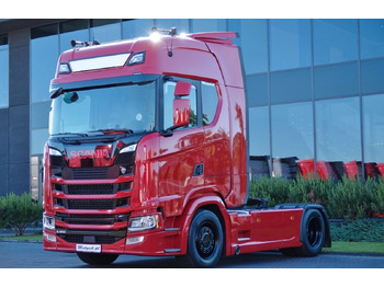 Тягач SCANIA R 450