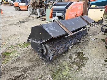 Щетка BOBCAT