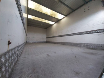 Грузовик с закрытым кузовом Mercedes-Benz 814D: фото 5 Грузовик с закрытым кузовом Mercedes-Benz 814D: фото 5