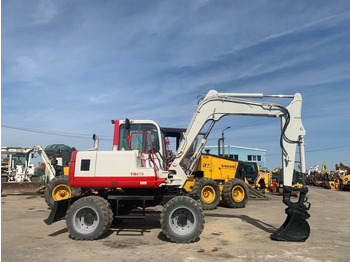 Колёсный экскаватор Takeuchi TB070W: фото 3
