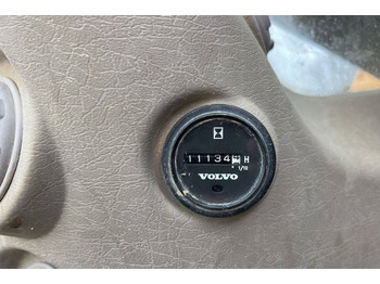 Гусеничный экскаватор Volvo EC 220 DL: фото 5 Гусеничный экскаватор Volvo EC 220 DL: фото 5