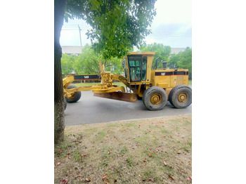 Грейдер CATERPILLAR 14H