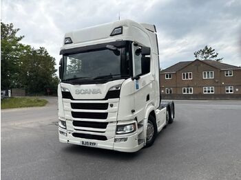 Тягач SCANIA R 450