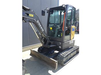 Мини-экскаватор Volvo ECR 25 D: фото 2