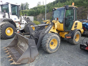 Колёсный погрузчик VOLVO L25F