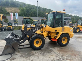 Колёсный погрузчик VOLVO L30G