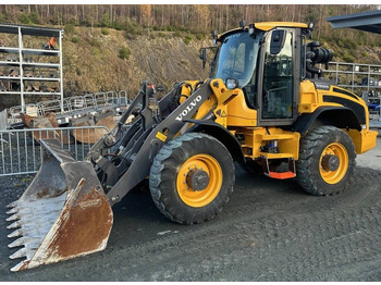 Колёсный погрузчик VOLVO L45H