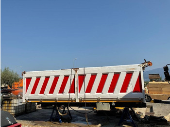 : фото в шапке страницы