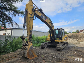 Гусеничный экскаватор CATERPILLAR 320D