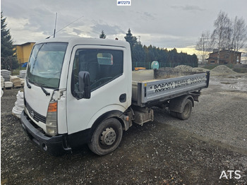 Самосвал NISSAN