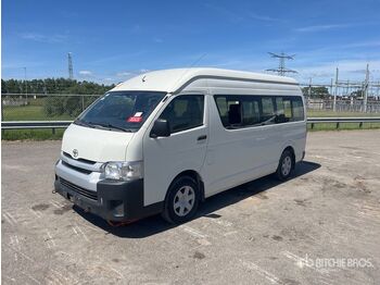 Микроавтобус TOYOTA