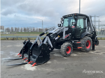 Экскаватор-погрузчик