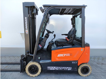 Электропогрузчик DOOSAN