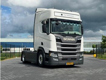 Тягач SCANIA R 450