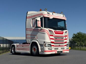 Тягач SCANIA R 450