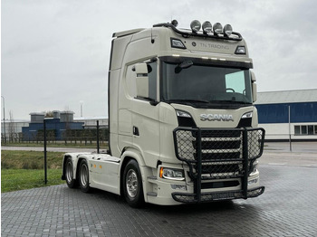Тягач SCANIA S 660
