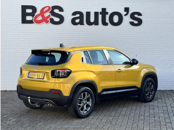 Внедорожник Jeep Avenger-1.2 Altitude Adaptive cruise control Climate control Parkeersensor achter DAB radio: фото 2 Внедорожник Jeep Avenger-1.2 Altitude Adaptive cruise control Climate control Parkeersensor achter DAB radio: фото 2