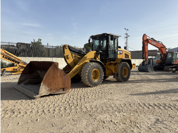 Колёсный погрузчик CATERPILLAR 926M