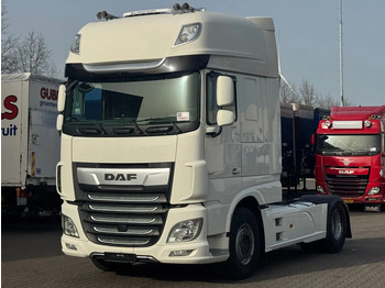 Тягач DAF XF 530