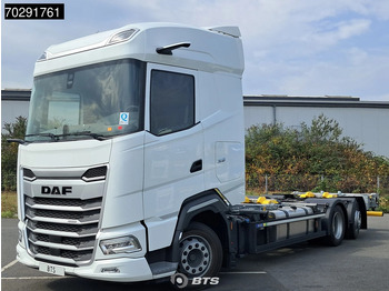 Грузовик-контейнеровоз/ Сменный кузов DAF XG 480