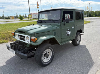 Внедорожник TOYOTA Land Cruiser