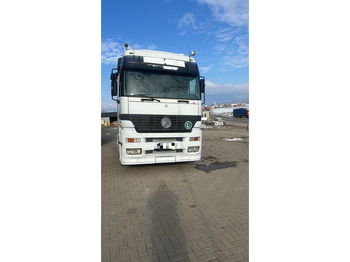 Тягач MERCEDES-BENZ Actros 1843