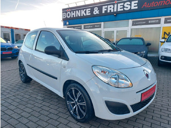 Легковой автомобиль RENAULT