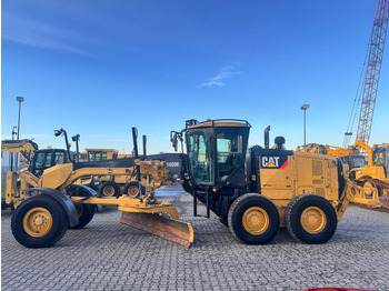 Грейдер CATERPILLAR 140M