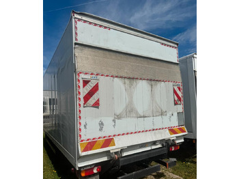 Грузовик с закрытым кузовом IVECO