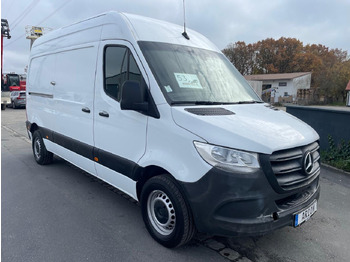 Цельнометаллический фургон MERCEDES-BENZ eSprinter