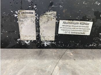 Радиатор Liebherr Intercooler: фото 3