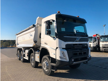 Самосвал VOLVO FMX 500