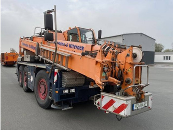 Вседорожный кран DEMAG