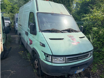 Микроавтобус IVECO Daily