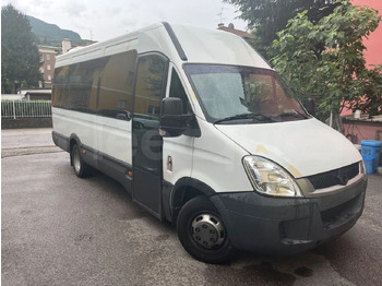 Микроавтобус IVECO Daily