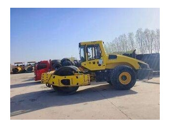Дорожный каток BOMAG