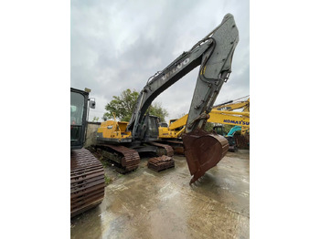 Колёсный экскаватор VOLVO EC380DL