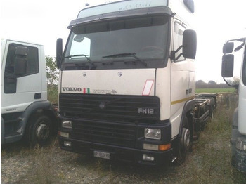 Грузовик-контейнеровоз/ Сменный кузов VOLVO FH12 420