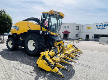 Кормоуборочный комбайн NEW HOLLAND FR9050