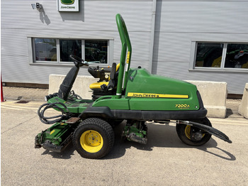 Газонокосилка JOHN DEERE 7200