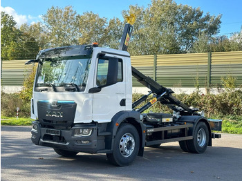 Крюковой мультилифт MAN TGM