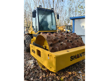 Компактор SHANTUI