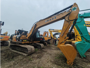Гусеничный экскаватор CATERPILLAR 320D2: фото 2