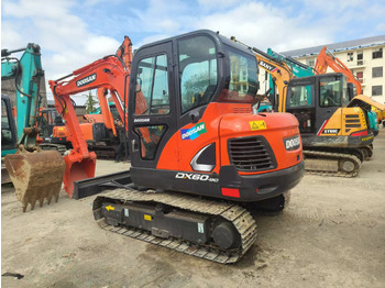 Гусеничный экскаватор DOOSAN DX60
