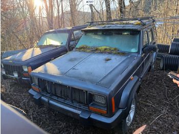 Легковой автомобиль JEEP