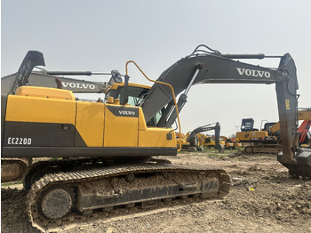 Гусеничный экскаватор VOLVO EC220D: фото 3